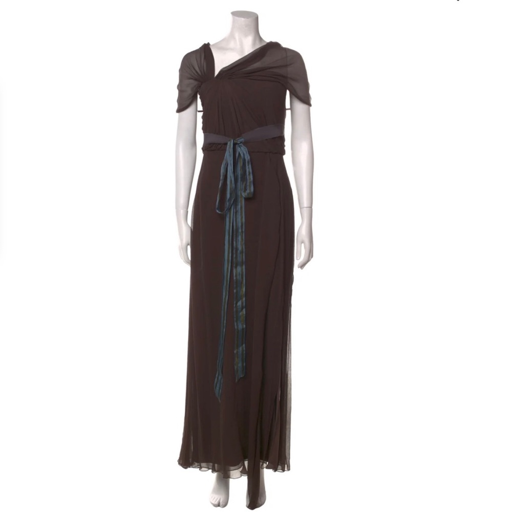 CAROLINA HERRERA evening gown